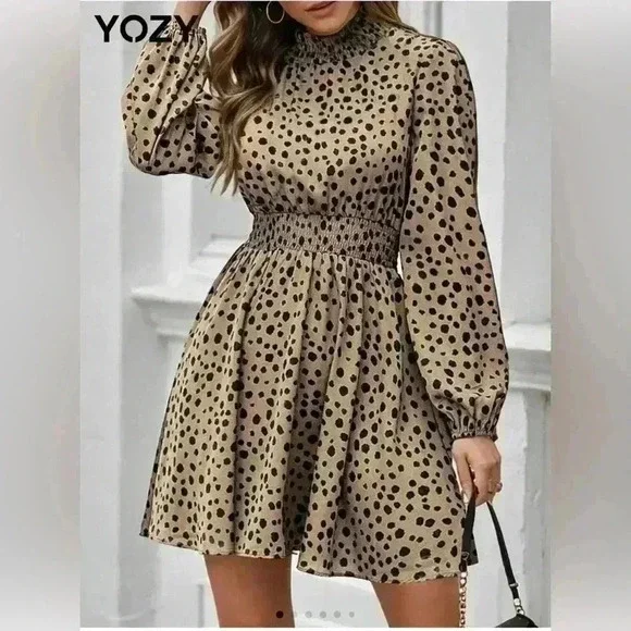 Yozi brown and black dress in size Medium. 🐆 Very flattering! - Picture 2 of 4